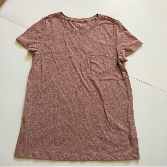 Pinkish red tee shirt - Picture 2 of 2